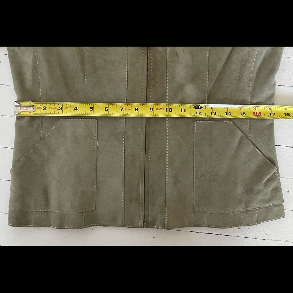 Chanel Olive Green Suede Jacket - Picture 11 of 13